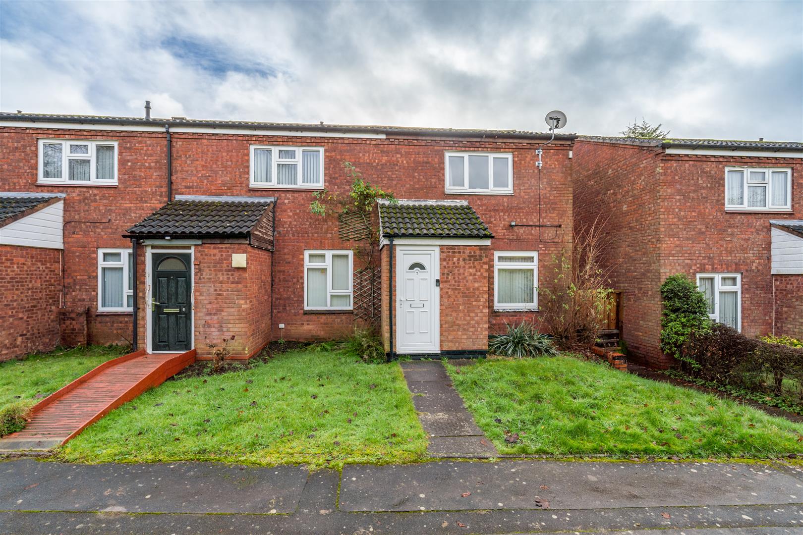 2 bed semi-detached house for sale in Brownsover Close, Birmingham  - Property Image 1