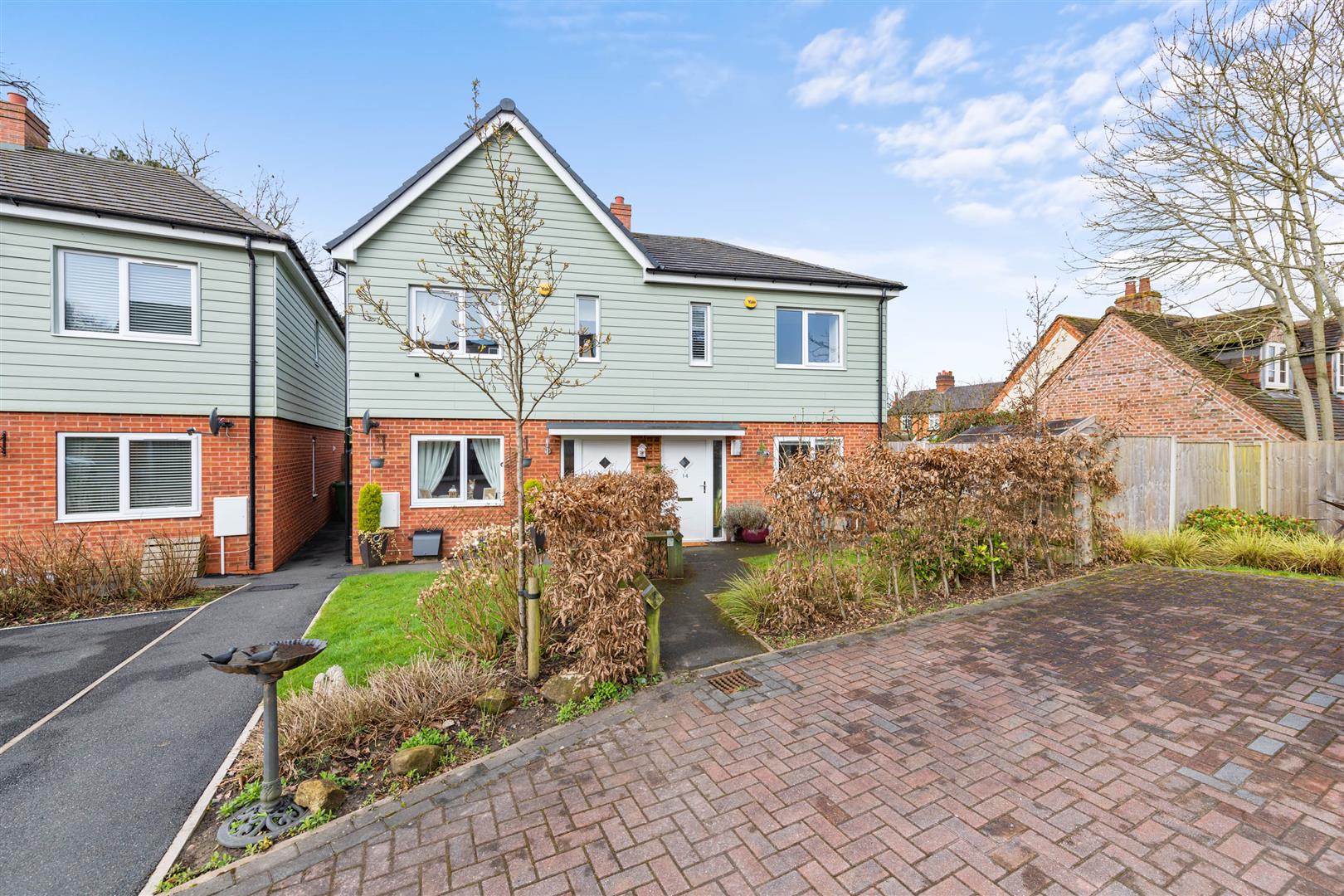 3 bed semi-detached house for sale in Webb Grove, Hockley Heath  - Property Image 1