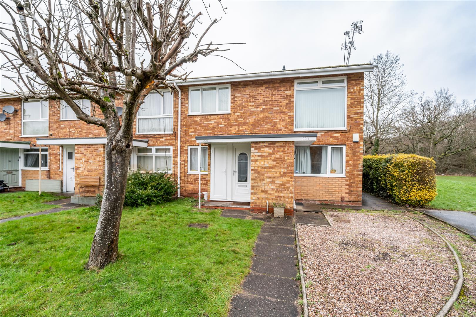 2 bed maisonette for sale in Nethercote Gardens, Solihull  - Property Image 8