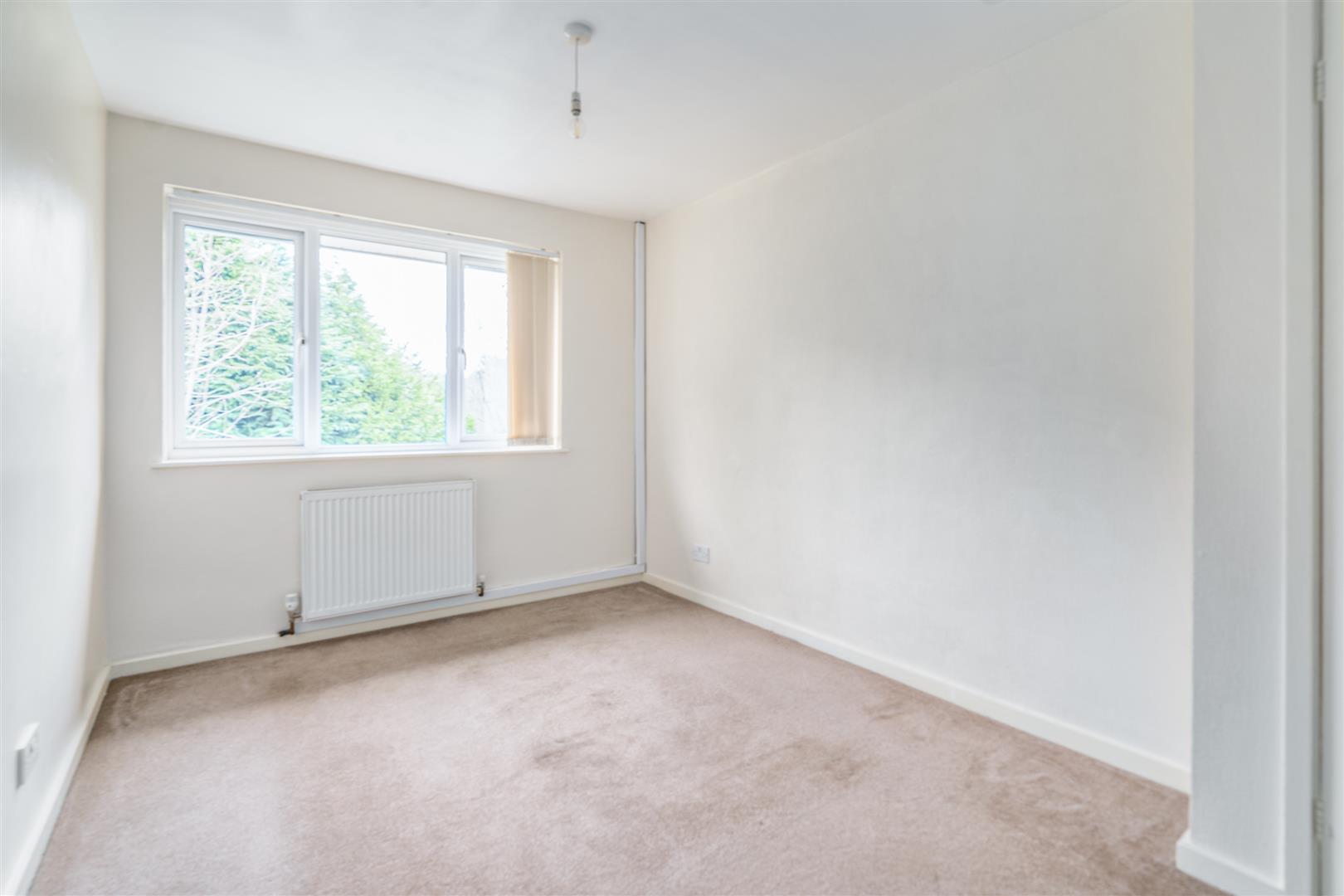 2 bed maisonette for sale in Nethercote Gardens, Solihull  - Property Image 5