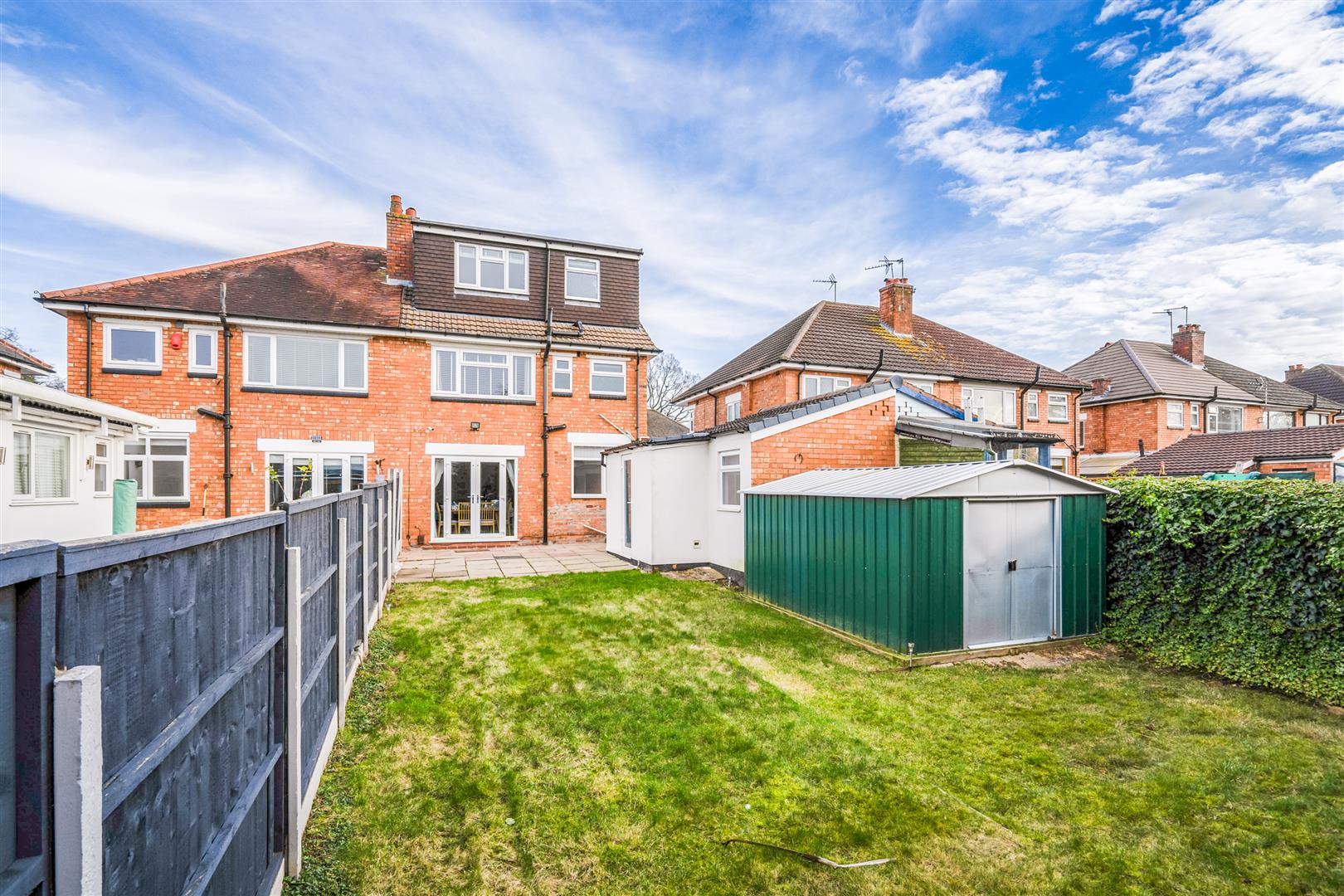 4 bed semi-detached house for sale in Falstaff Road, Solihull  - Property Image 2