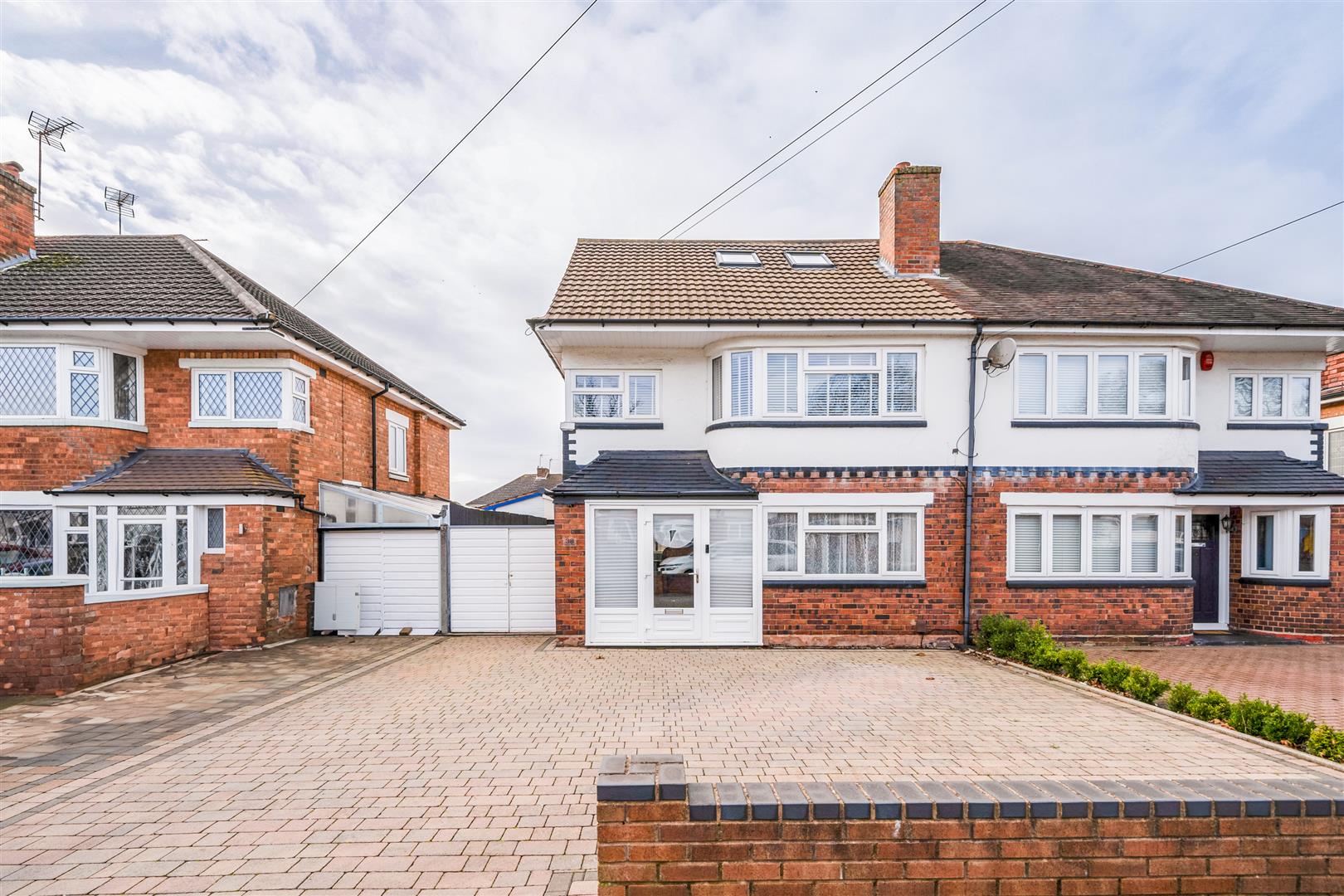 4 bed semi-detached house for sale in Falstaff Road, Solihull  - Property Image 1