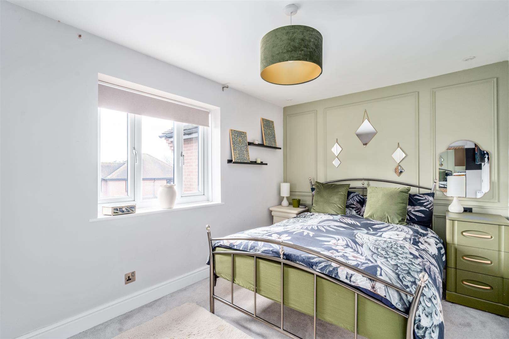 2 bed terraced house for sale in The Yew Trees, Henley-In-Arden  - Property Image 5