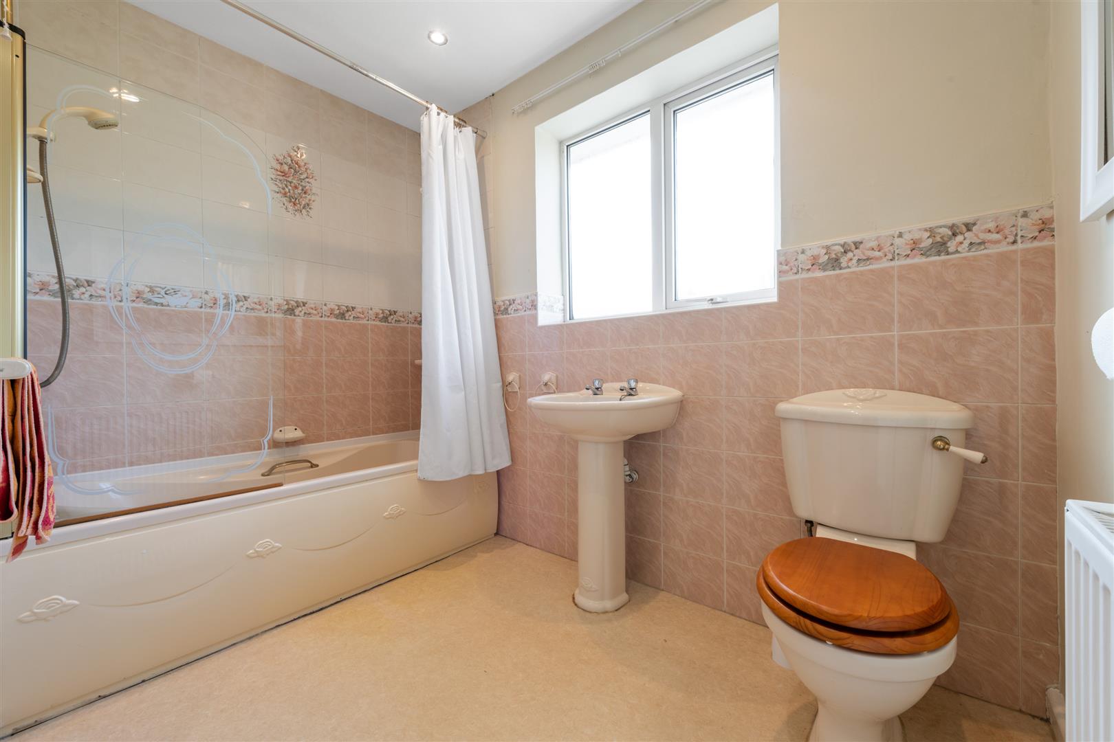 3 bed detached house for sale in Woodlea Drive, Solihull  - Property Image 11