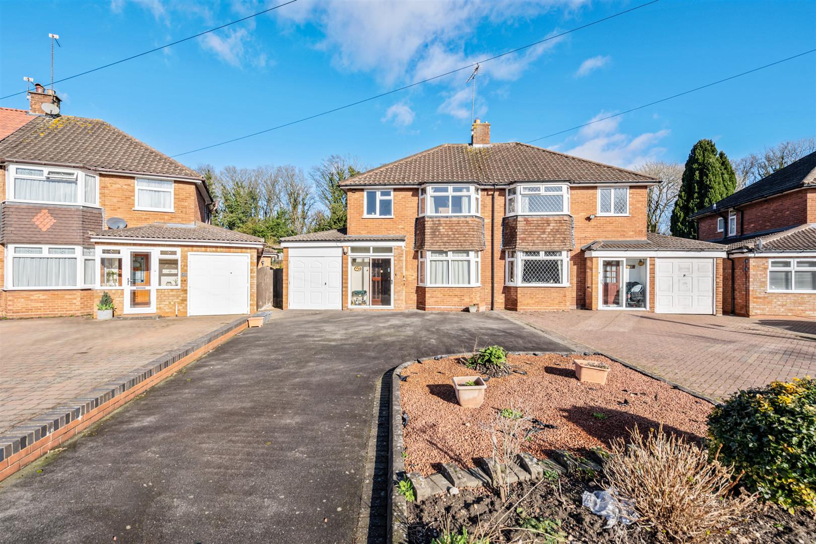 3 bed semi-detached house for sale in Rowlands Crescent, Solihull  - Property Image 1