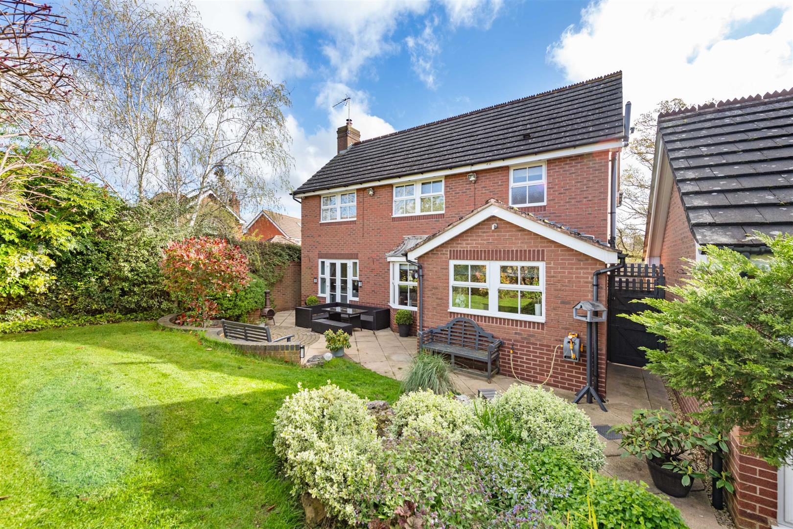 4 bed detached house for sale in Chattock Avenue, Solihull  - Property Image 18