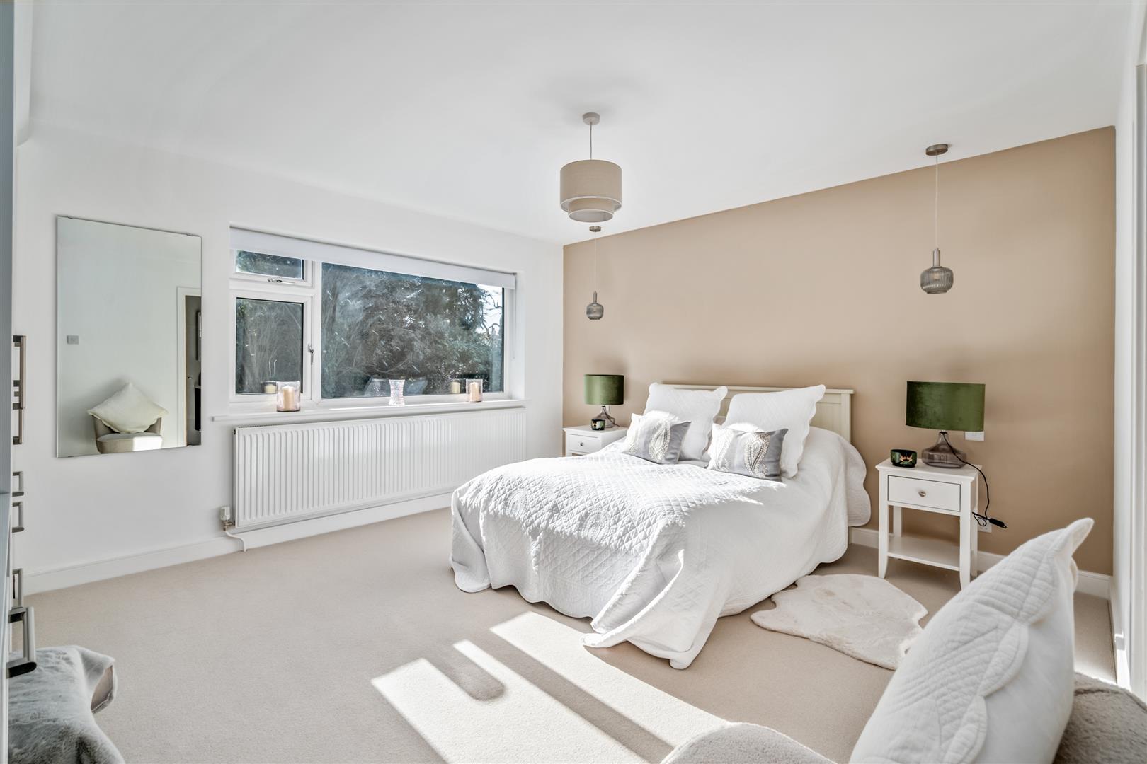 5 bed detached house for sale in Rollswood Drive, Solihull  - Property Image 10