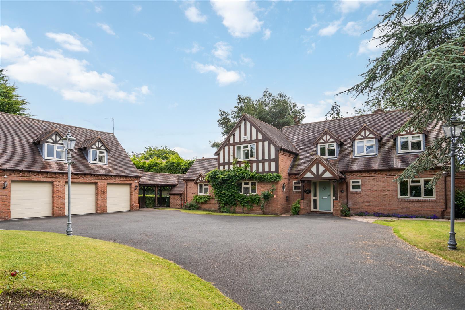 6 bed detached house for sale in School Lane, Solihull  - Property Image 2