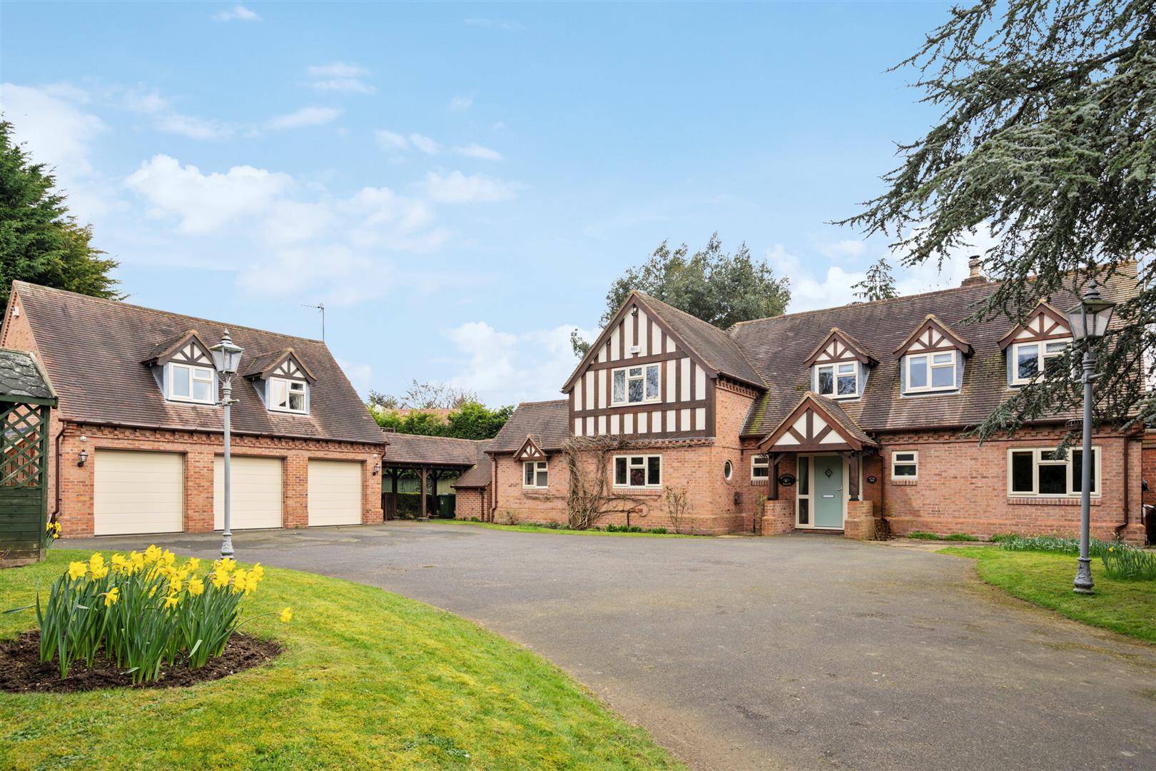 6 bed detached house for sale in School Lane, Solihull  - Property Image 1