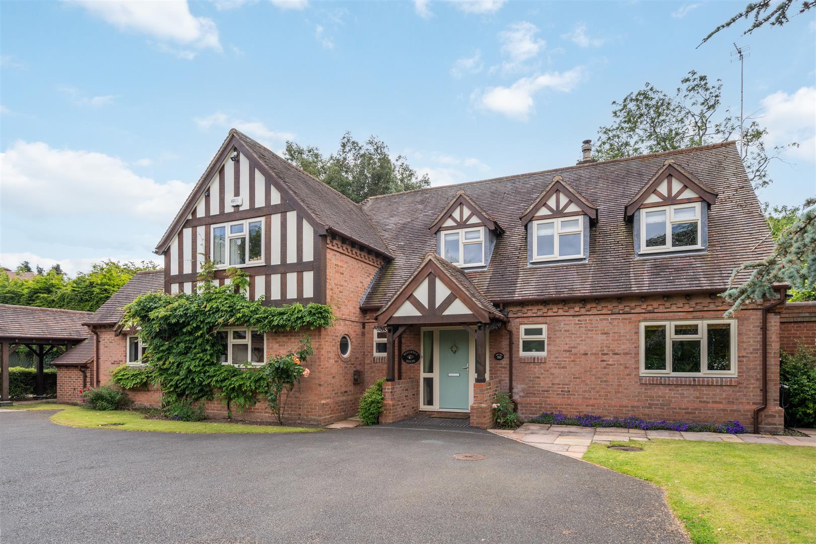 6 bed detached house for sale in School Lane, Solihull  - Property Image 39
