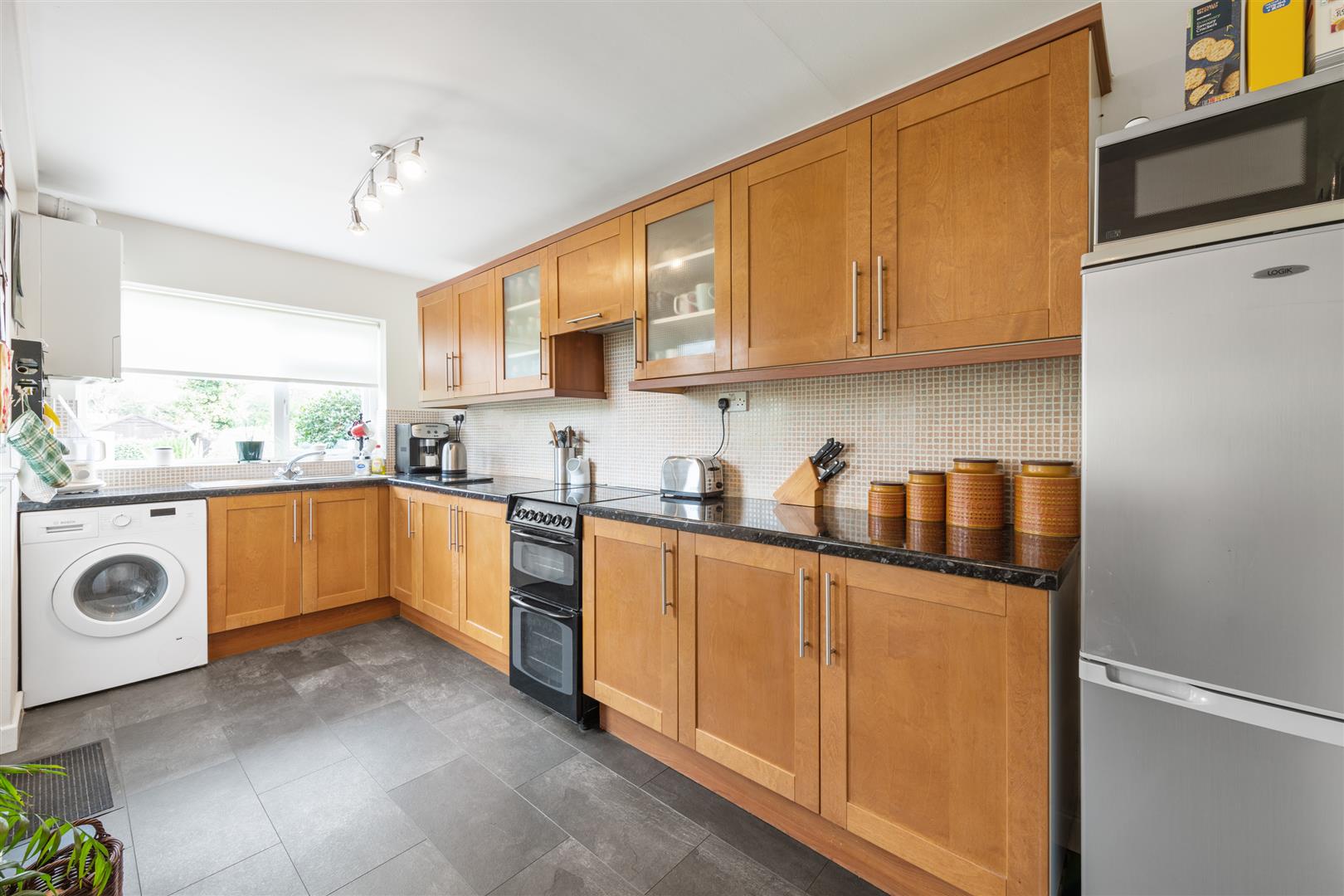 3 bed semi-detached house for sale in Barrington Road, Solihull  - Property Image 6