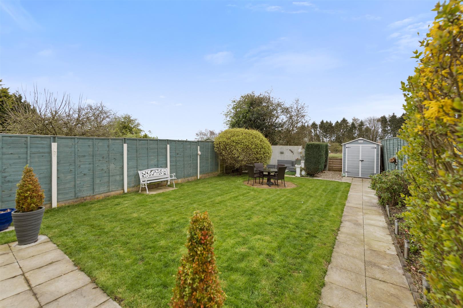 3 bed end of terrace house for sale in Oak Lane, Solihull  - Property Image 3
