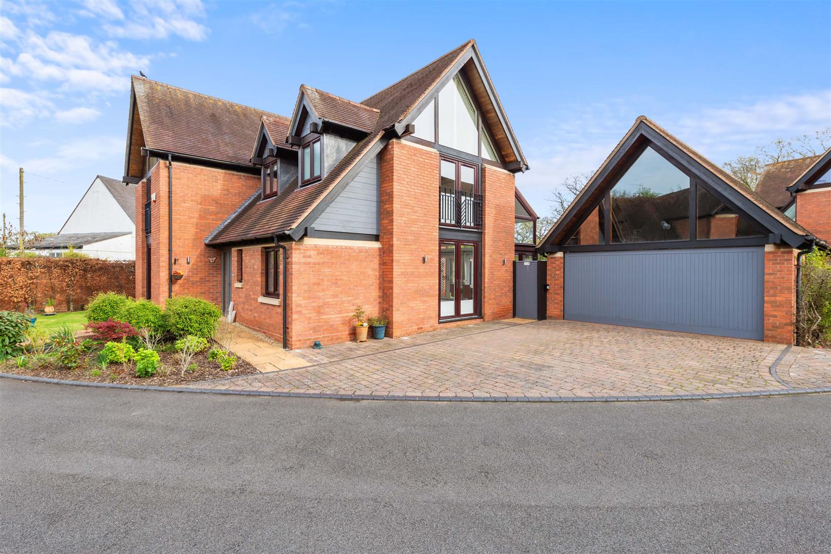 4 bed detached house for sale in Stratford Road, Solihull  - Property Image 20