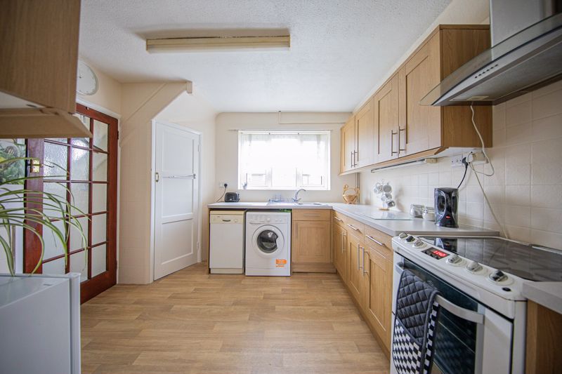 3 bed house for sale in Plains Avenue, Maidstone 0