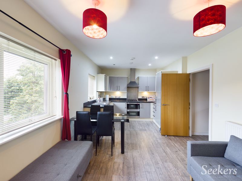 3 bed flat for sale in Brunell Close, Maidstone 3