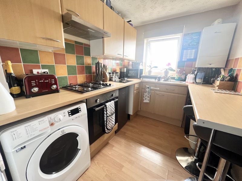 AVAILABLE NOW- Unfurnished 3rd floor 1 bed flat in an ideal area and quiet street of Gillingham. Also included is a garage!<br/><br/>The property consists of a good sized double bedroom, bright lounge, fitted kitchen and bathroom. Modern kitchen with oven with gas hob, fridge/freezer & washing machine. White bathroom suite with electric shower over bath. GCH<br/><br/>Very conveniently located within easy walking distance of the Sports Centre and High Street. Popular block of flats<br/><br/>Available Now<br/><br/>Council Tax Band A<br/><br/>