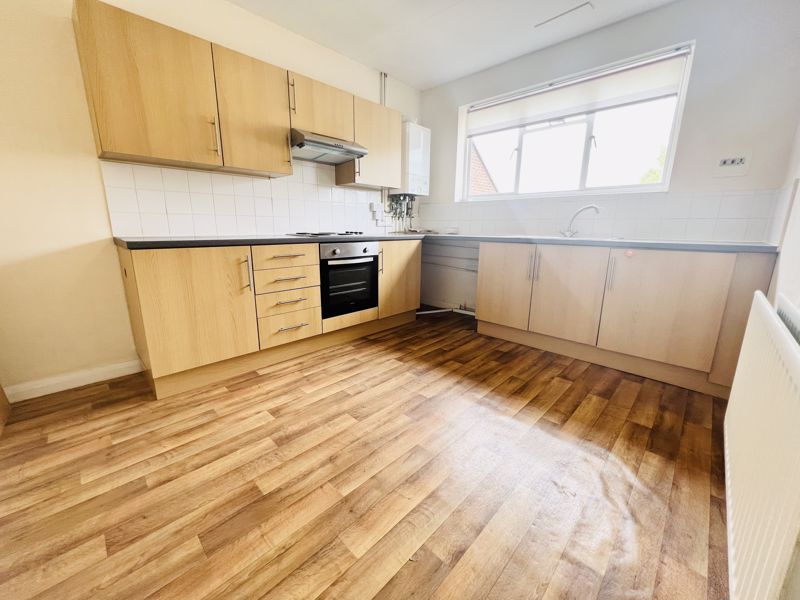 AVAILABLE NOW - A very spacious 2 bedroom first floor flat in the heart of the popular village of Coxheath.<br/><br/>Be quick to book your viewing of this light and airy two bedroom apartment set in the popular village of Coxheath. It is within easy walking distance of all village shops, amenities and bus route. Entry is via stairs to the first floor to an open hallway. There is a good sized kitchen diner with oven and electric hob. Two good sized bedrooms and a bright living room. Bathroom with seperate WC. <br/><br/>The property benefits from central heating and neutral decoration throughout.<br/><br/>Available Now<br/><br/>No Pets<br/><br/>EPC Rating D<br/><br/>Council Tax Band B <br/><br/>*5 Weeks Rent Deposit*<br/><br/>
