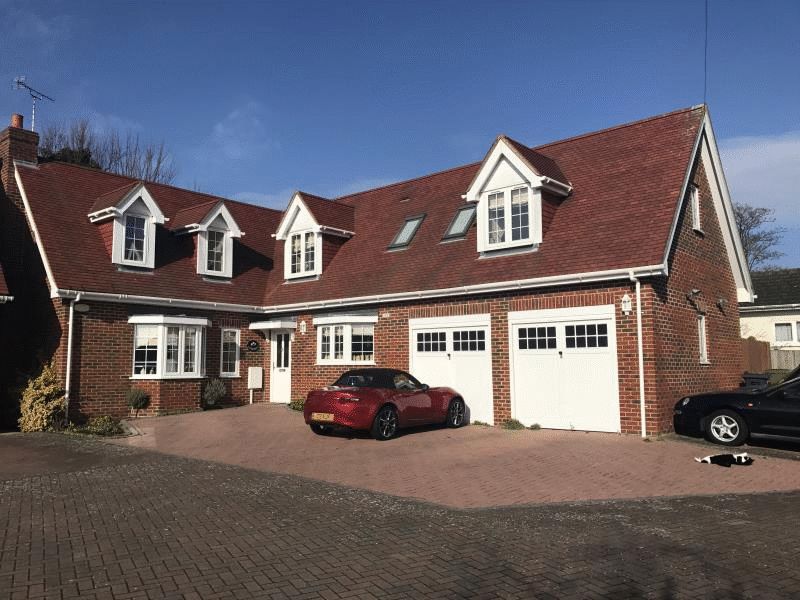 5 bed house for sale in Heathfield Road, Maidstone - Property Image 1