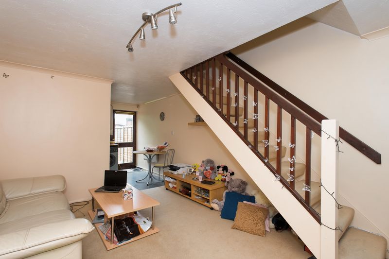2 bed house for sale in Flume End, Kent 0