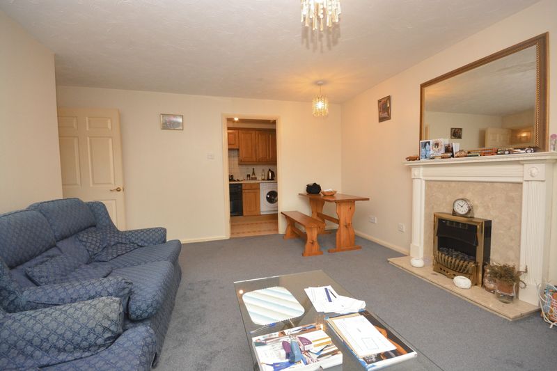 2 bed flat for sale in Bodiam Court, Maidstone - Property Image 1