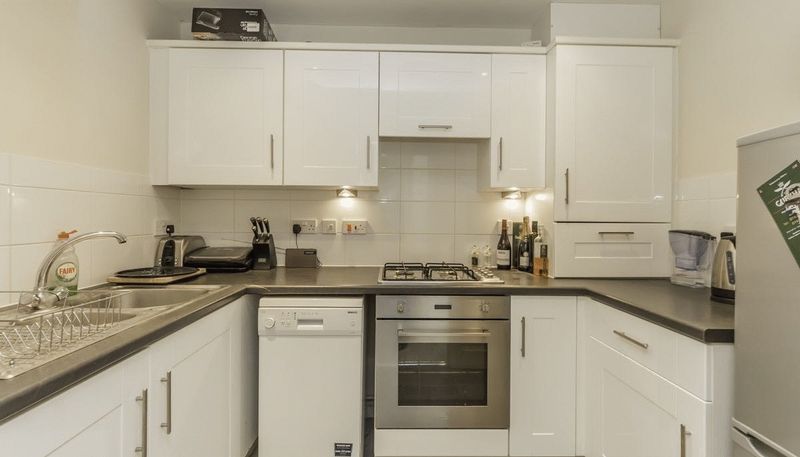 1 bed flat for sale in Wallis Place, Hart Street , ME16, Maidstone 0