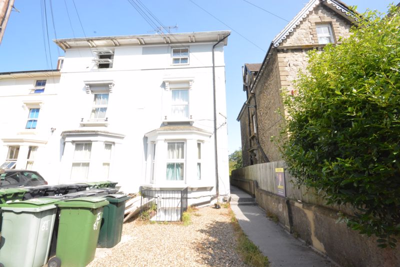 Flat to rent in Bower Mount Road, Maidstone 0