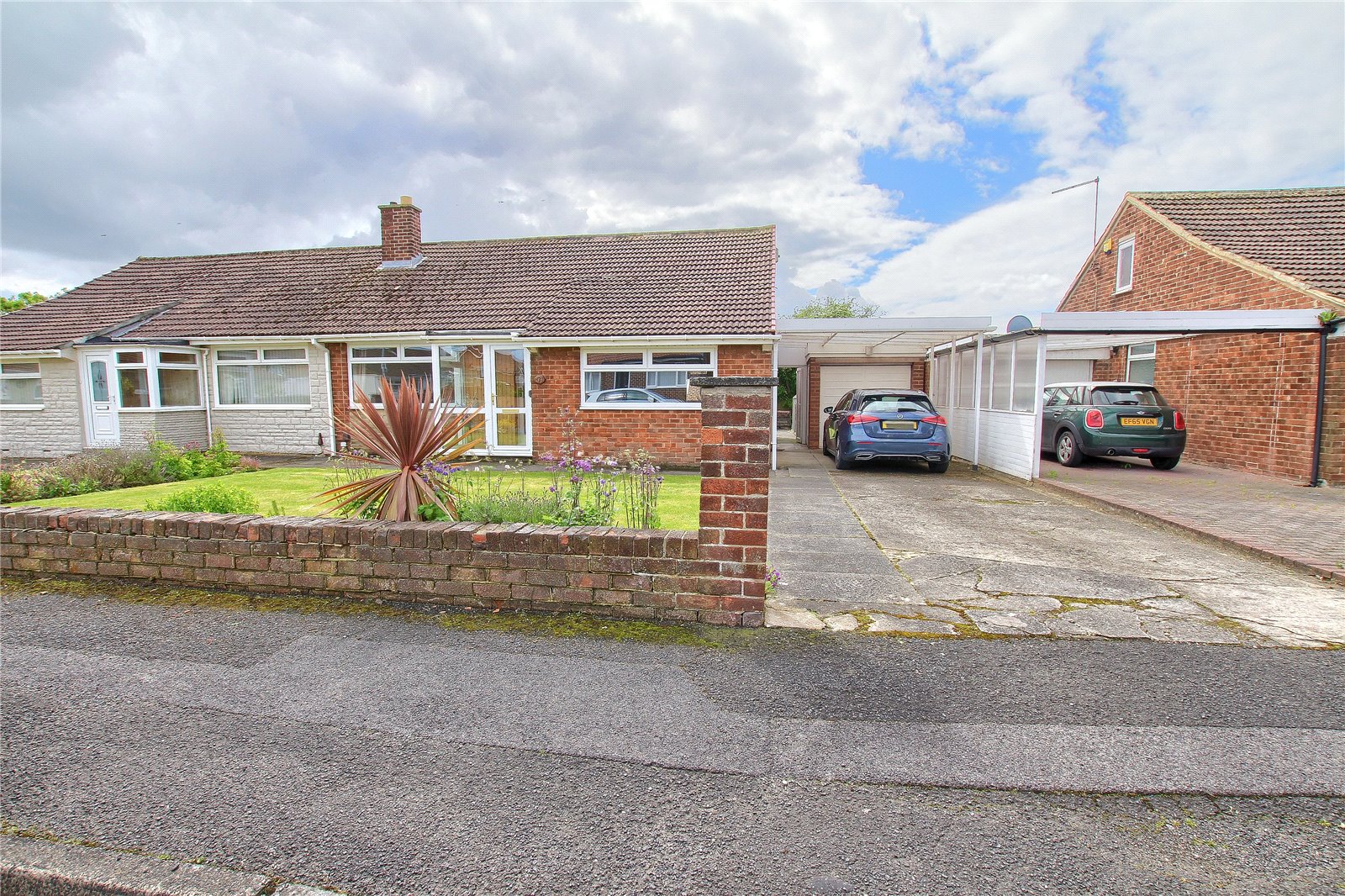 2 bed bungalow for sale in Annan Road, High Grange - Property Image 1