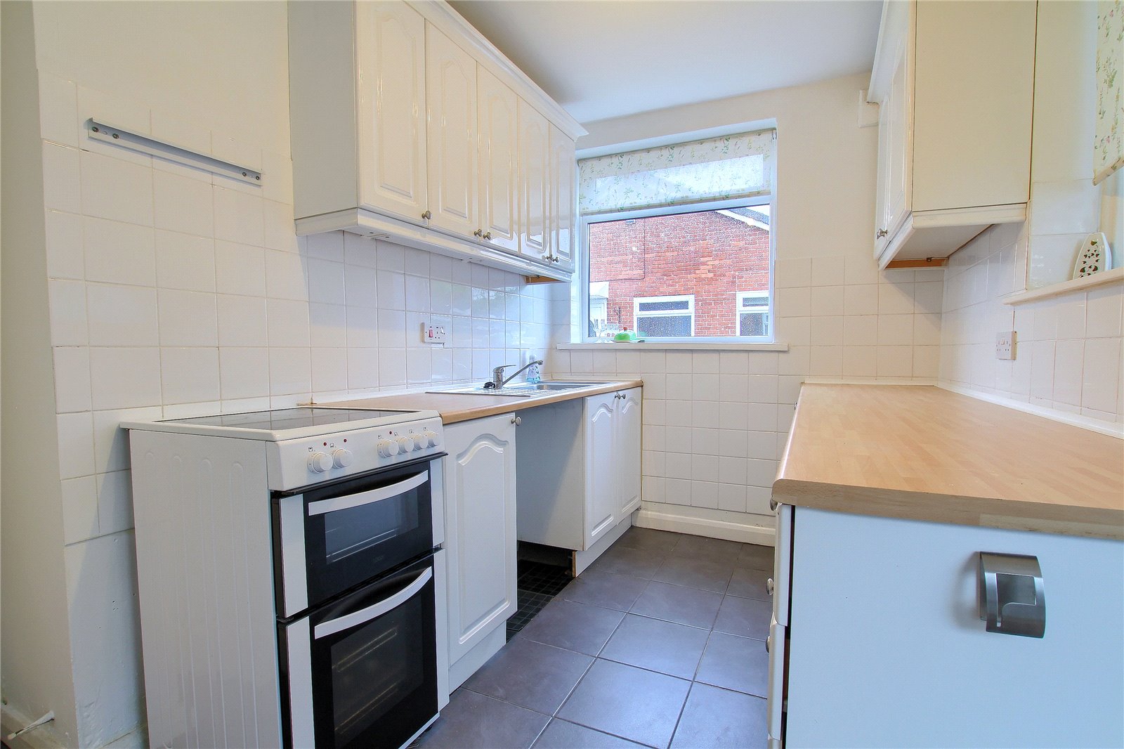 2 bed bungalow for sale in Wolviston Court, Billingham  - Property Image 5