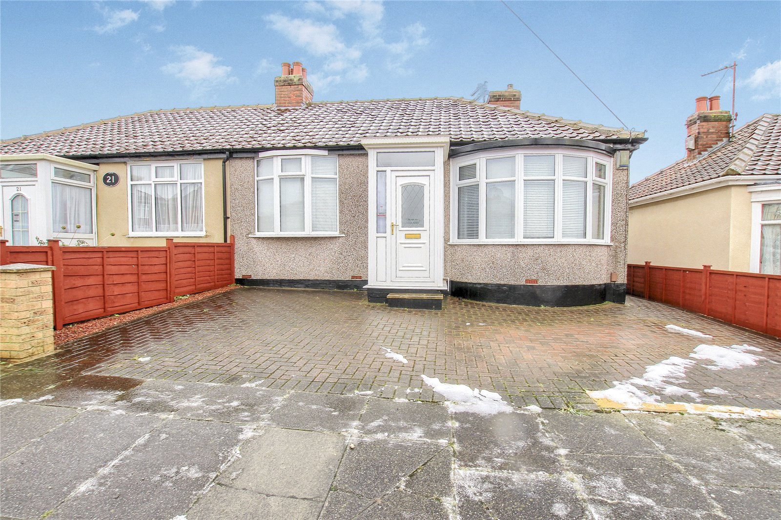 1 bed bungalow for sale in Jubilee Grove, Billingham - Property Image 1