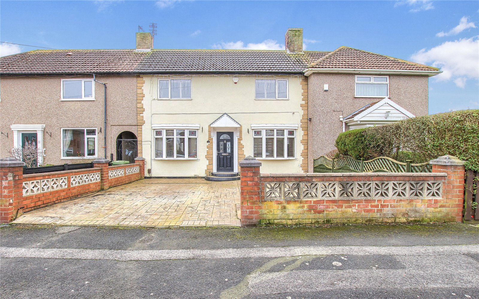 3 bed house for sale in Stokesley Crescent, Billingham  - Property Image 1