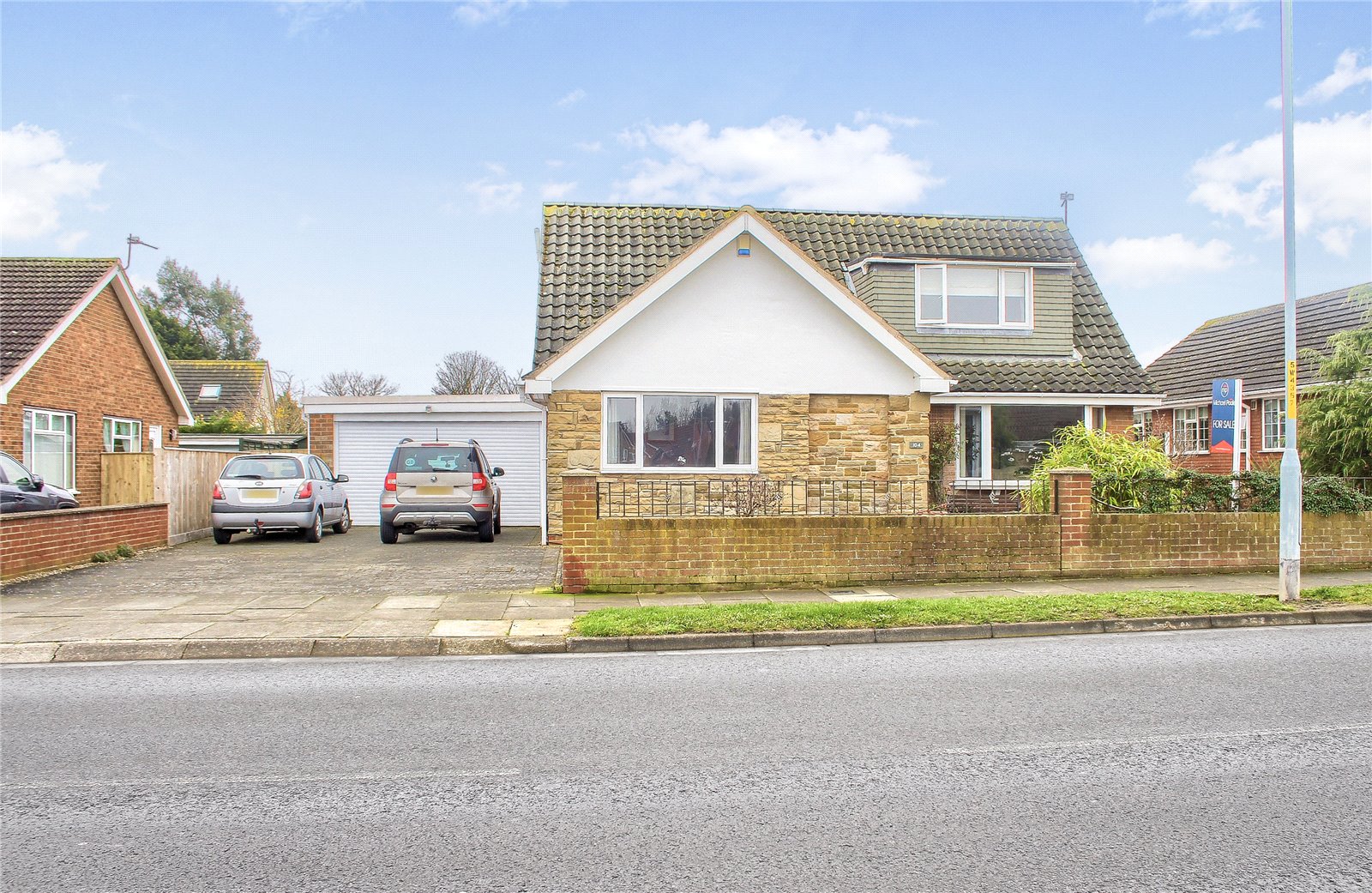 4 bed bungalow for sale in Wolviston Court, Billingham - Property Image 1