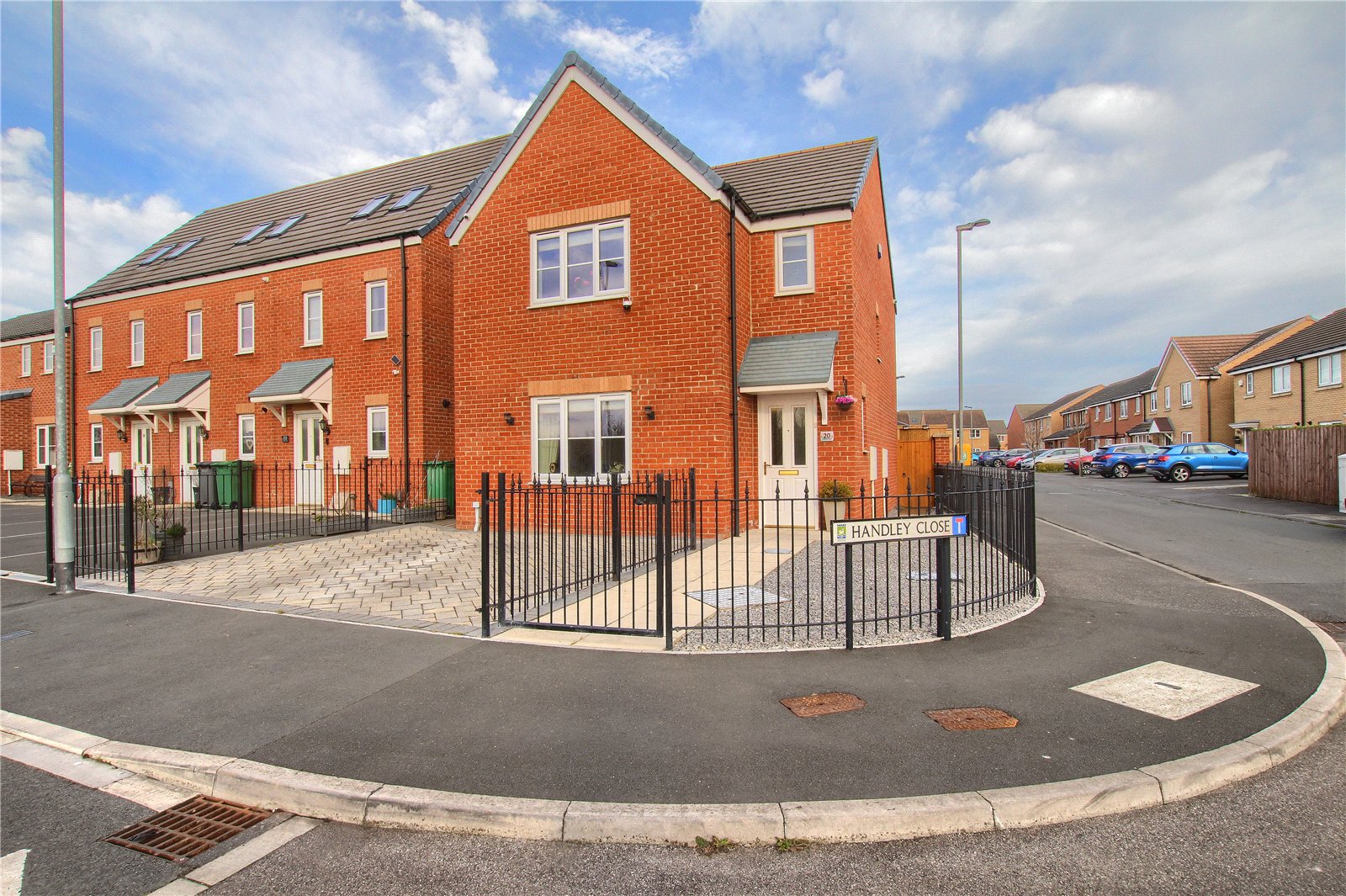 3 bed detached house for sale  - Property Image 1