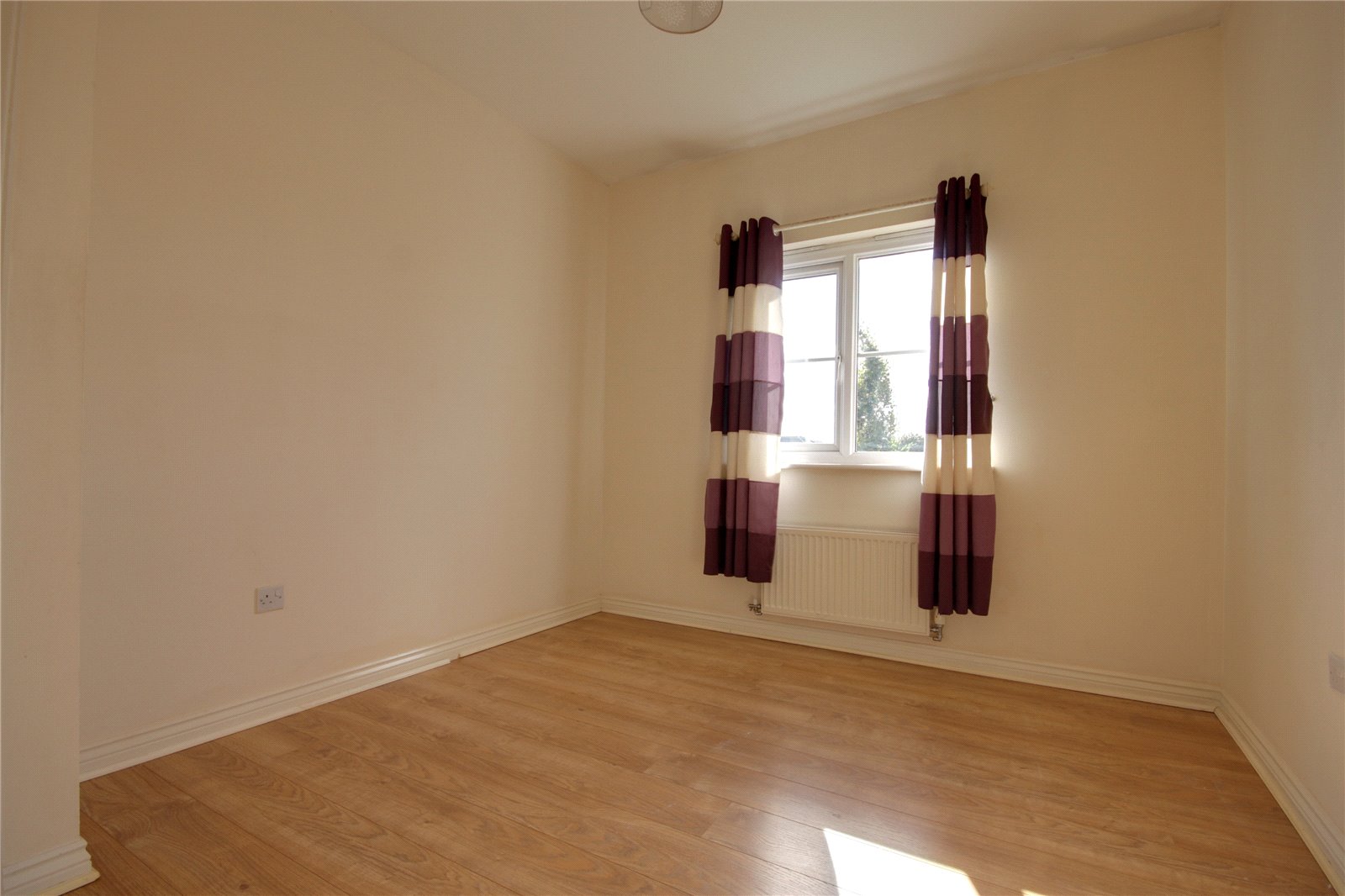 2 bed apartment to rent  - Property Image 6