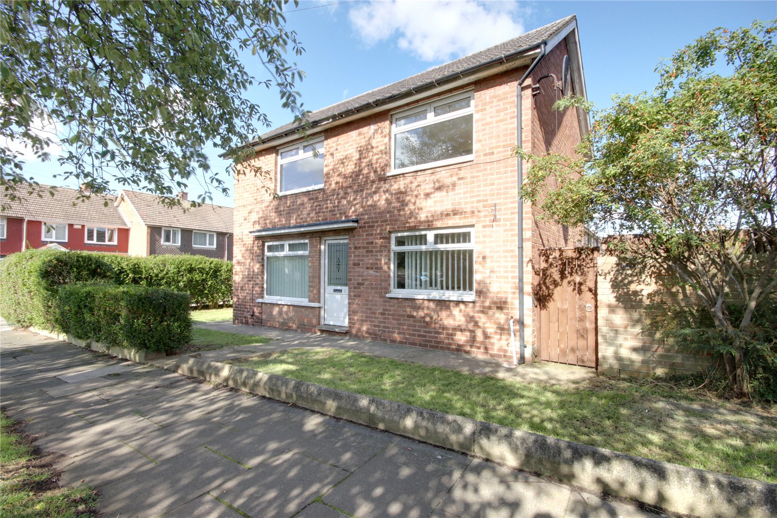 3 bed end of terrace house to rent  - Property Image 1
