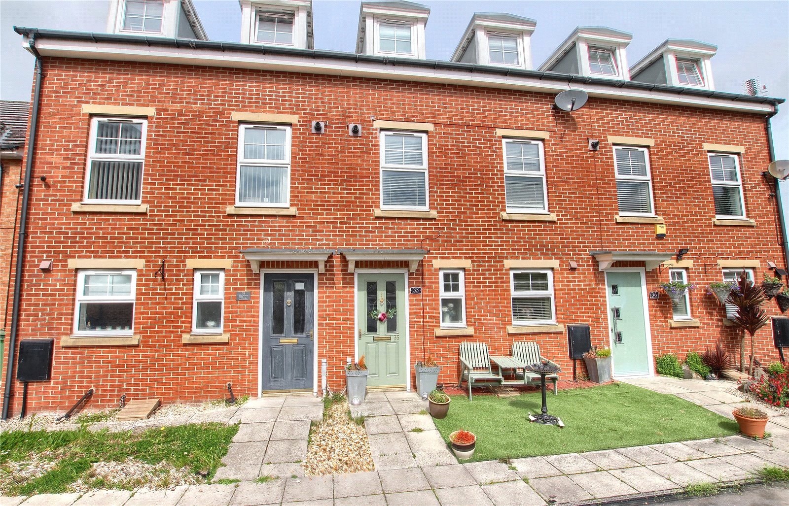3 bed house to rent in Richmond Place, Thornaby - Property Image 1