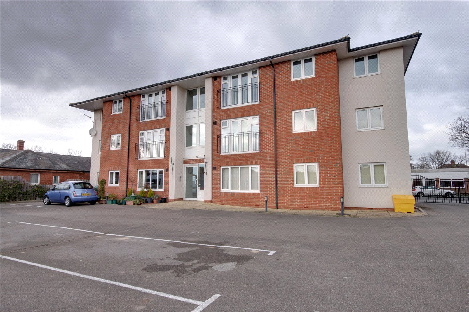 2 bed apartment for sale in Martinet Road, Thornaby 1