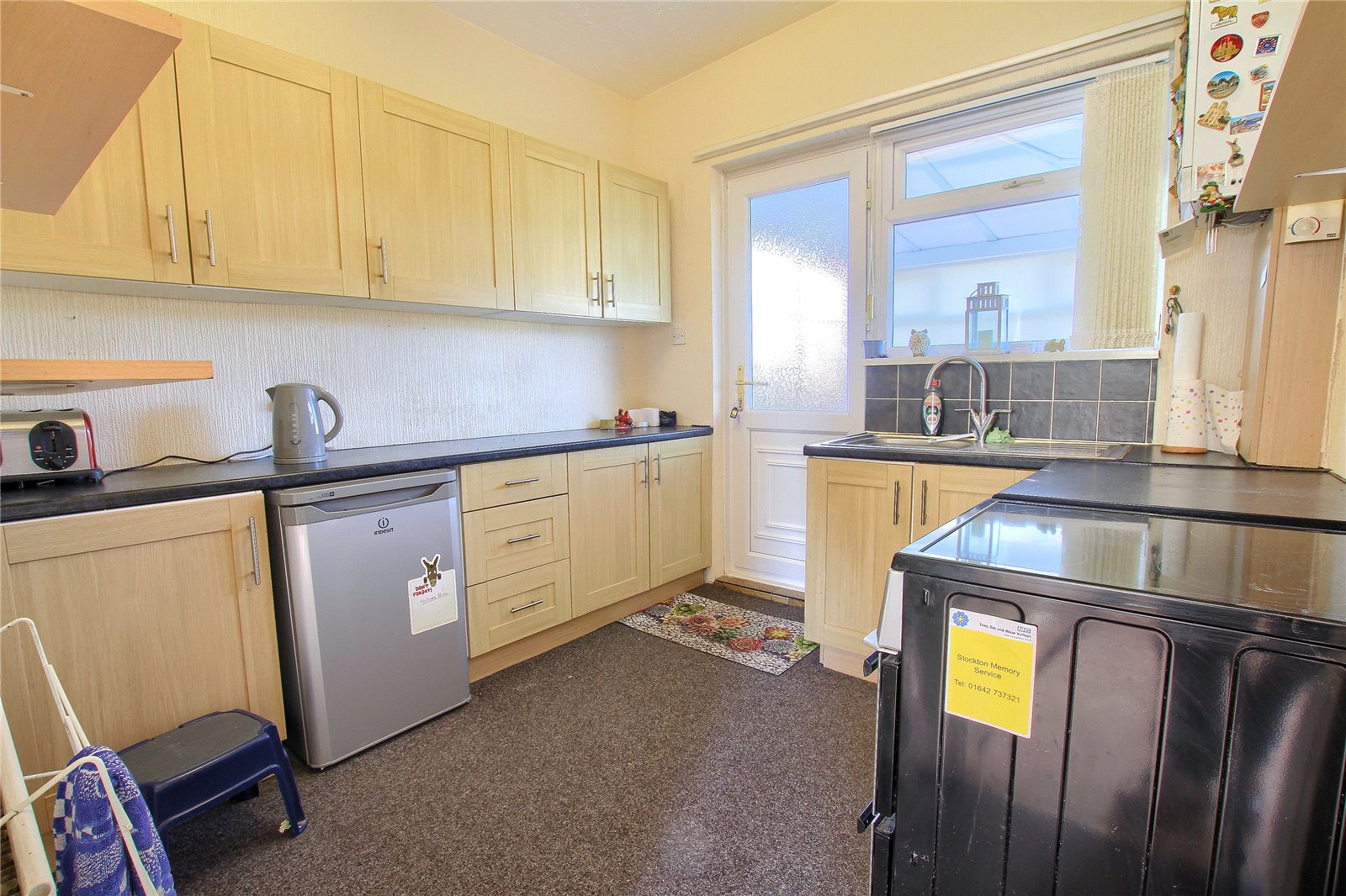 2 bed bungalow for sale  - Property Image 3