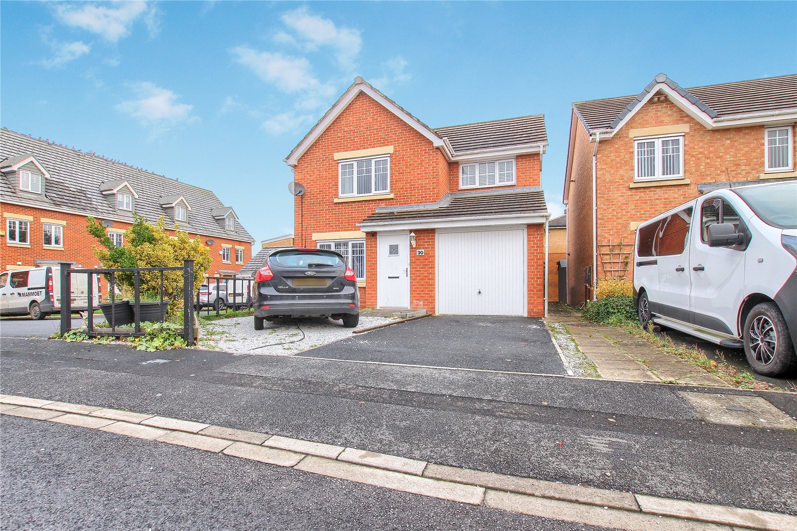 3 bed house for sale in Wensleydale Gardens, Thornaby 1