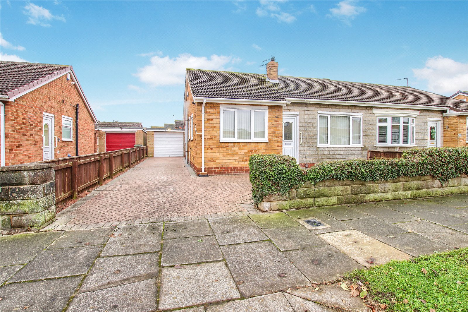 3 bed bungalow for sale in Burniston Drive, Thornaby - Property Image 1