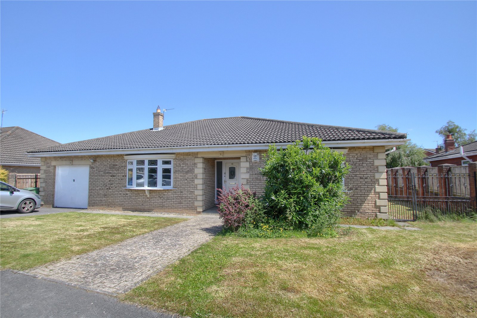 4 bed detached bungalow for sale in Felbrigg Lane, Ingleby Barwick  - Property Image 1