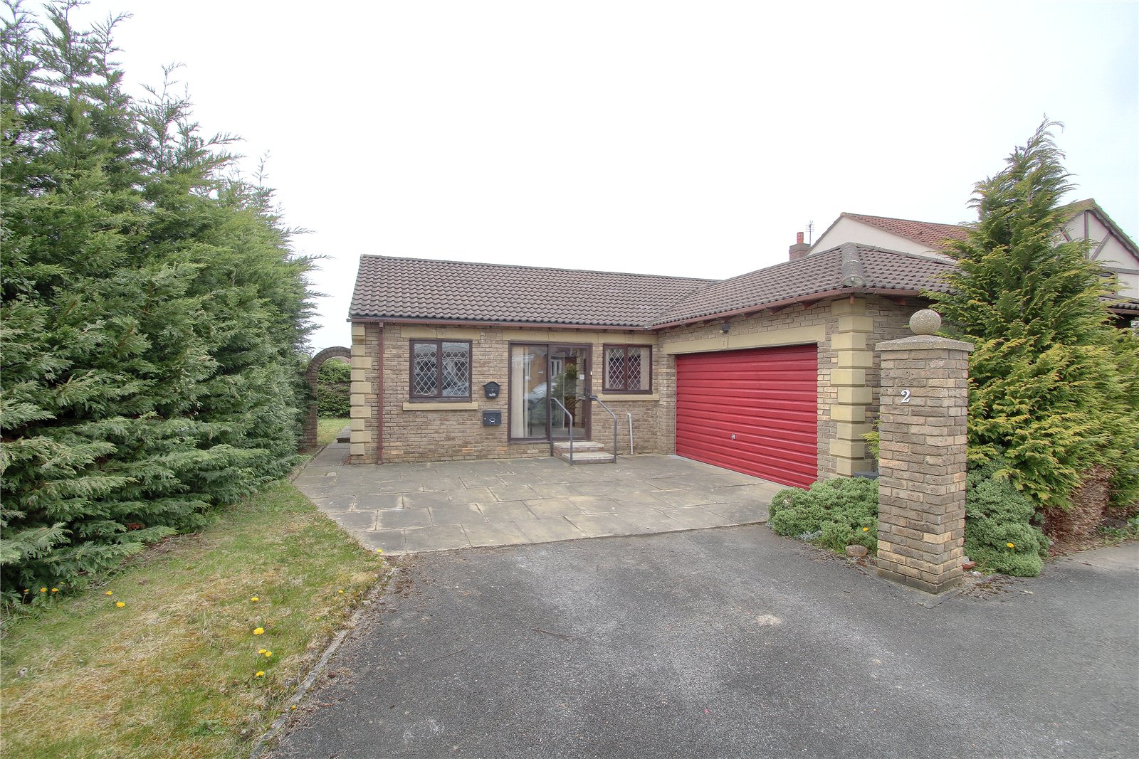 3 bed bungalow for sale in Lundy Court, Ingleby Barwick, TS17 (ref 584724)