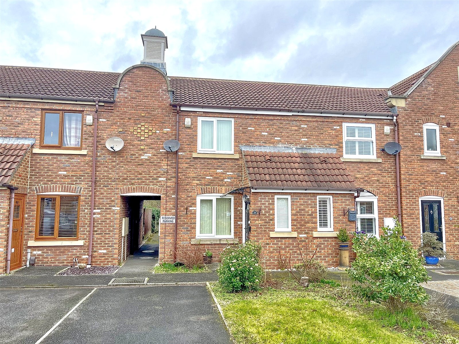 3 bed house for sale in Raydale Beck, Ingleby Barwick  - Property Image 1