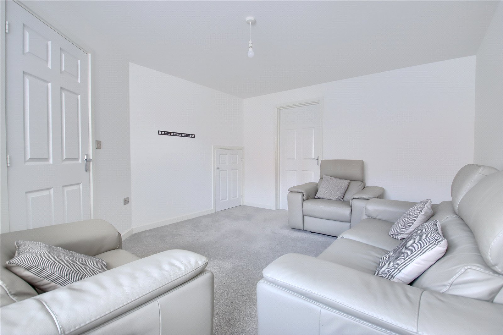 3 bed terraced house for sale in Port Way, Ingleby Barwick  - Property Image 2