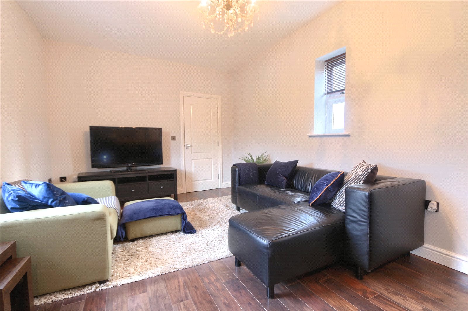 2 bed apartment to rent in Yarm Road, Egglescliffe 2