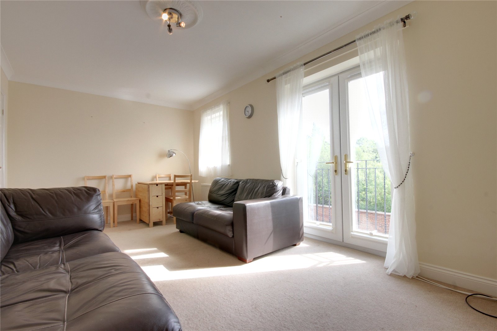 2 bed apartment to rent  - Property Image 4