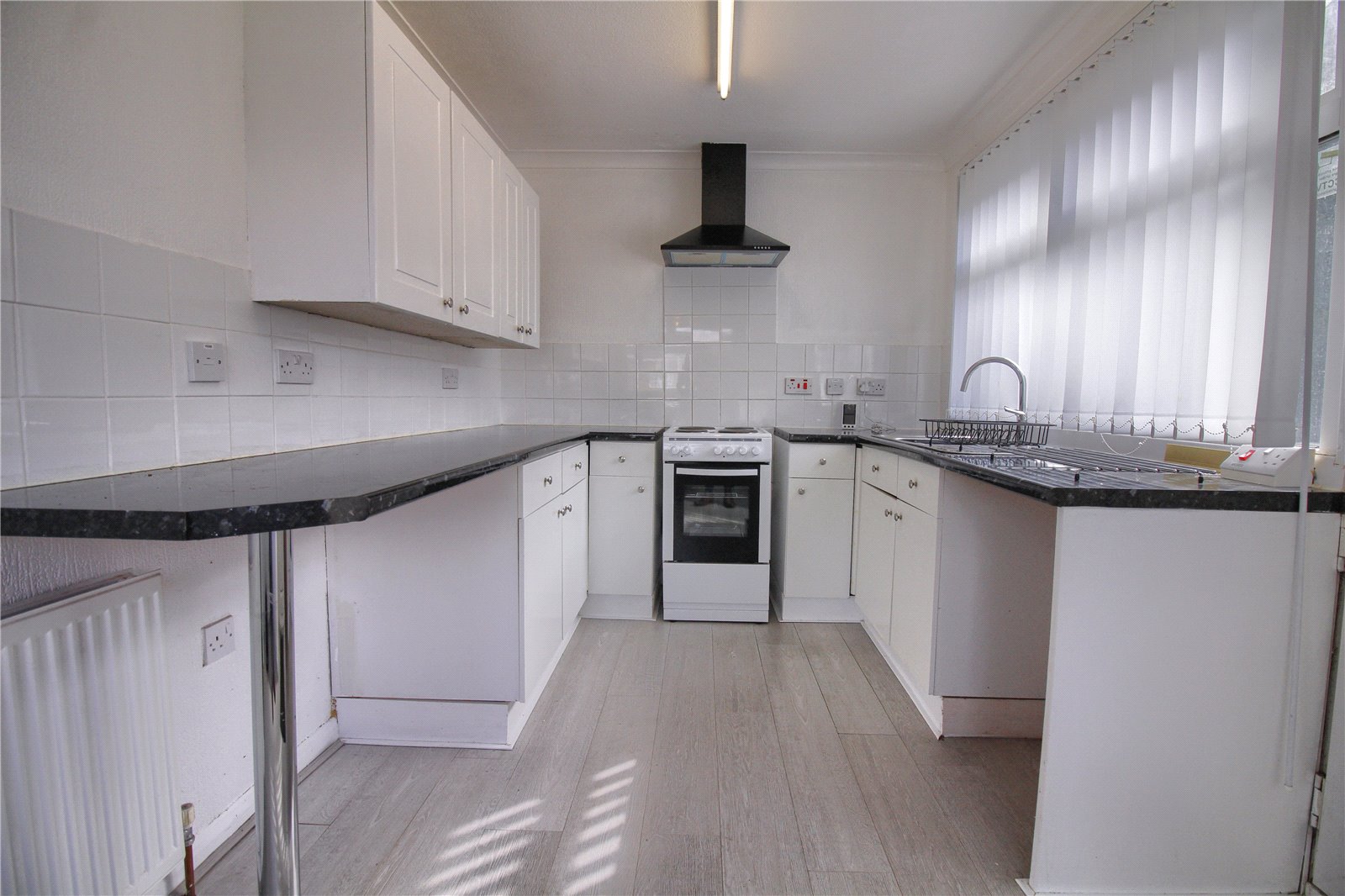 2 bed bungalow to rent in Rowan Road, Eaglescliffe  - Property Image 2