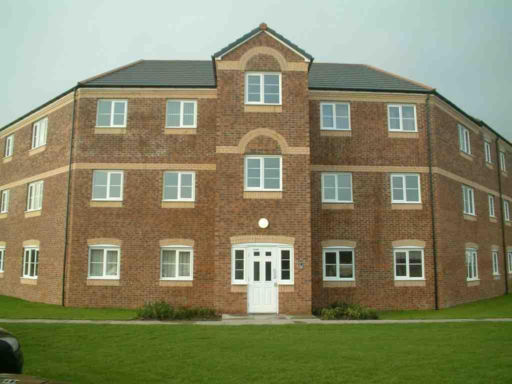 2 bed to rent in Rockingham Court, Acklam 1