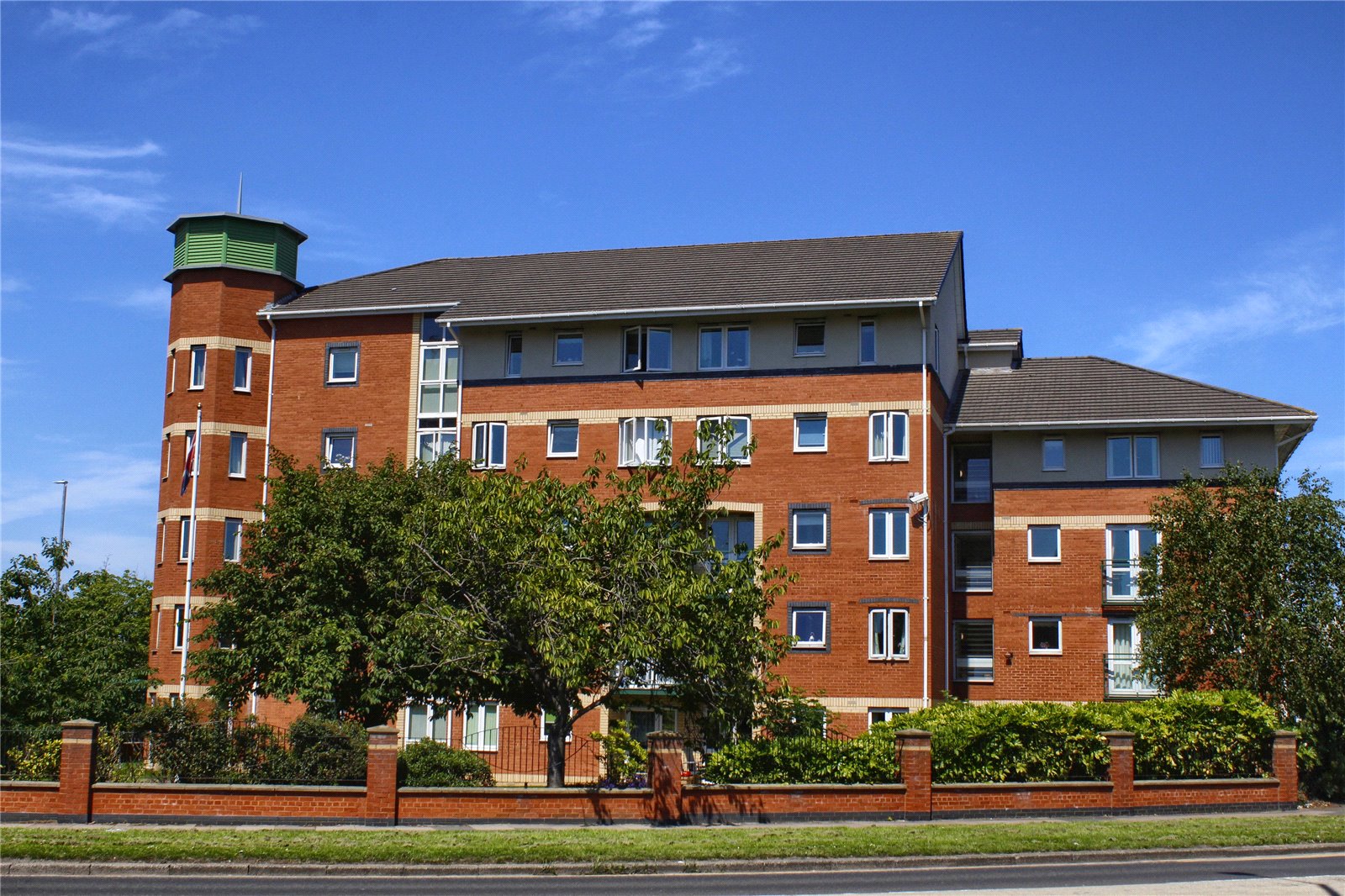 1 bed apartment for sale in Park Road North, Middlesbrough 1