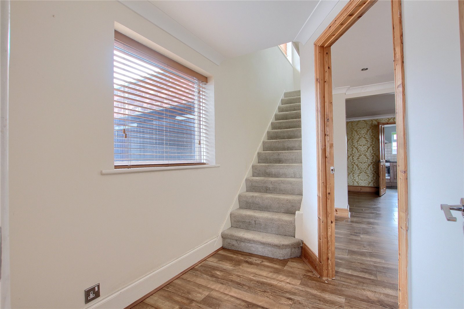 3 bed house for sale in Earlsdon Avenue, Acklam 1