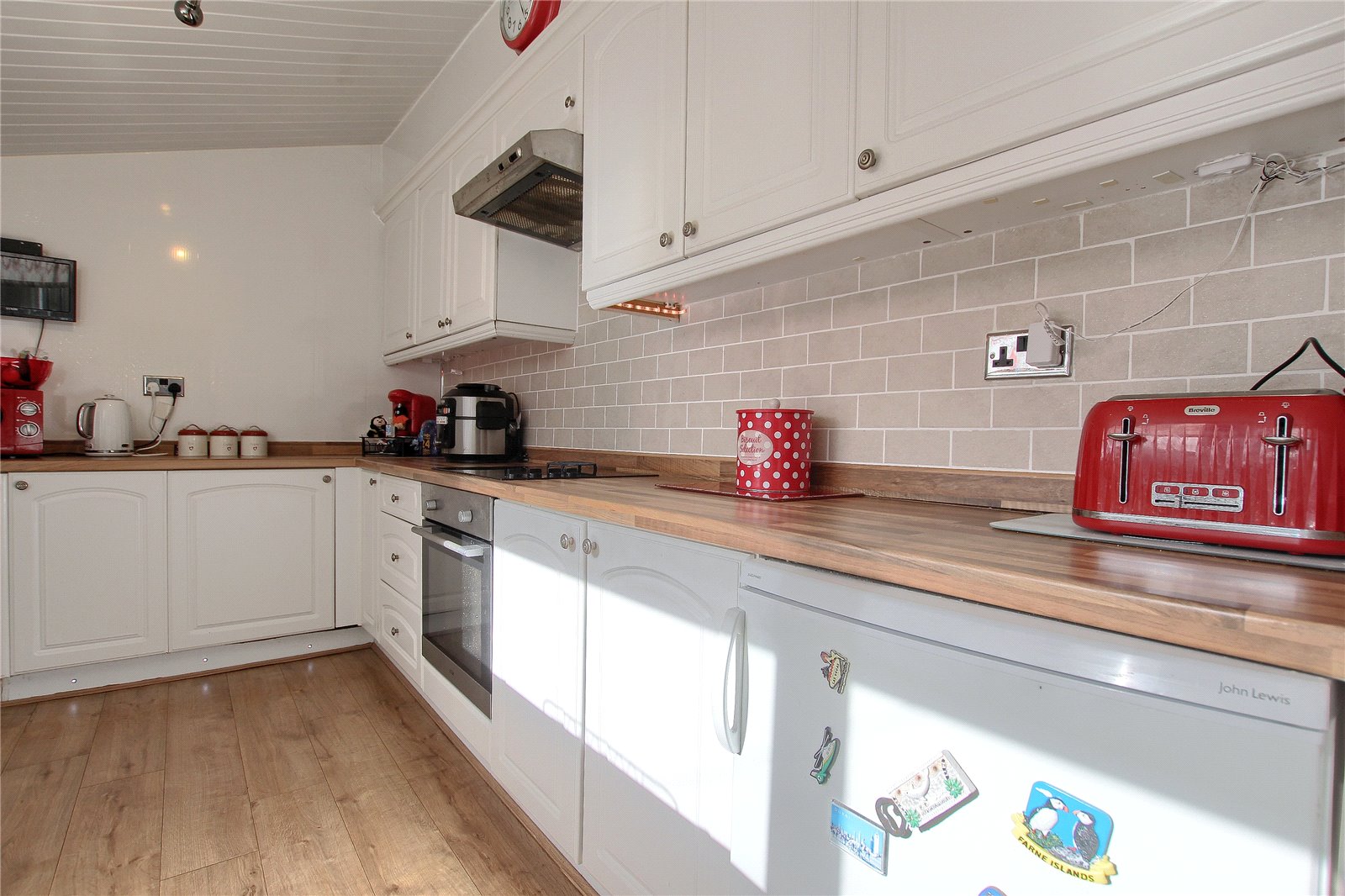 3 bed house for sale in Ottawa Road, Longlands  - Property Image 6